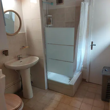 Lejlighed Deux Pieces Dans Une Maison Individuelle